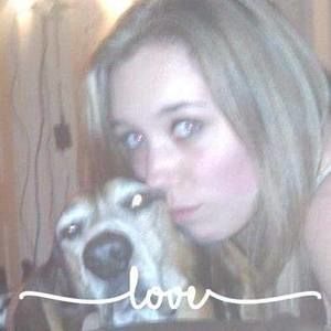 Meet your Posher, Cassandra